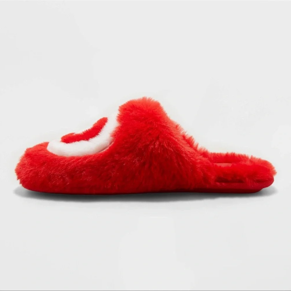 NWOT TARGET Red Fuzzy Slippers - Picture 2 of 4